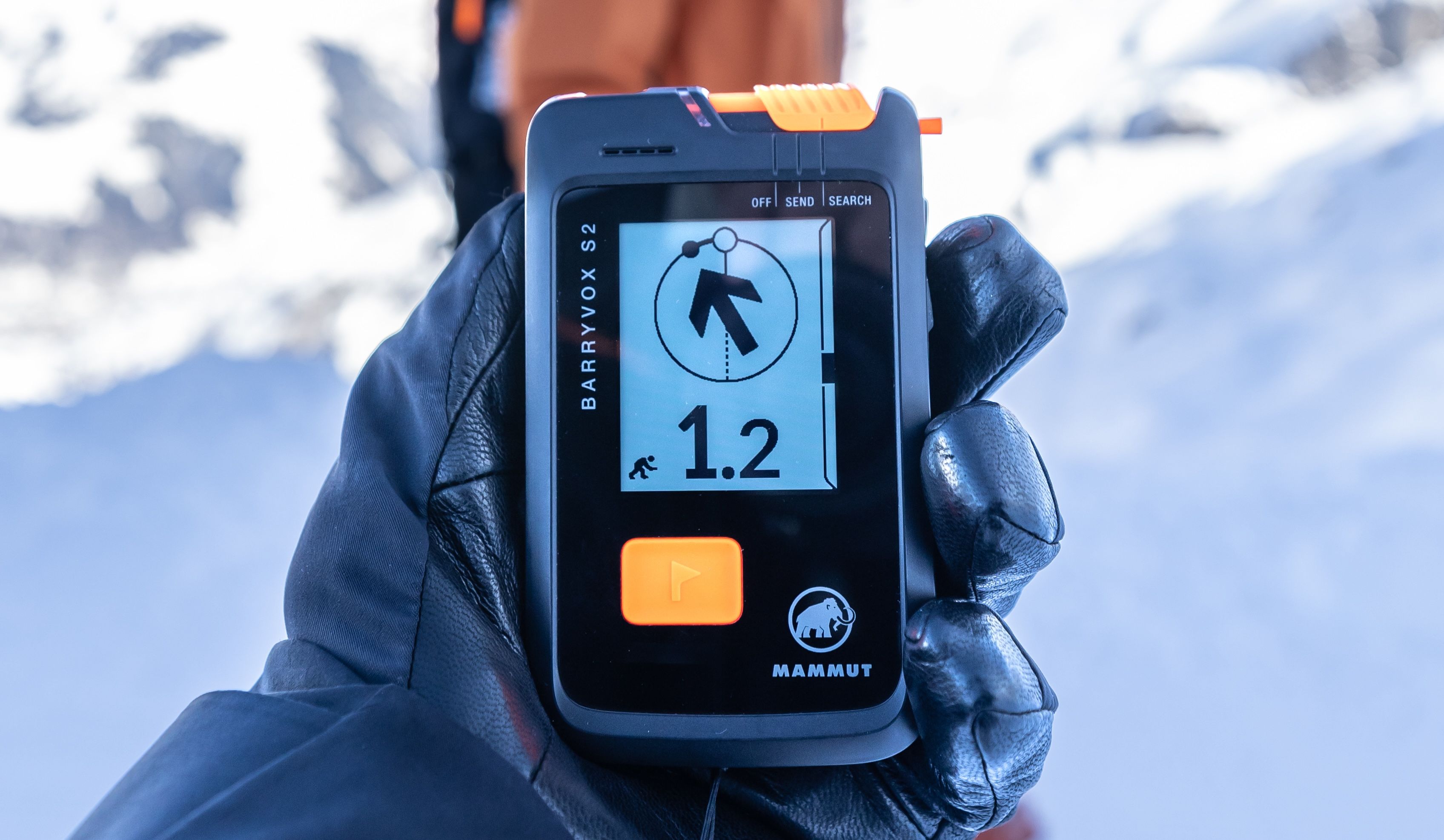 The Barryvox® S2 combines intuitive operation with advanced search support, setting new standards in avalanche rescue. ©Mammut Sports Group AG