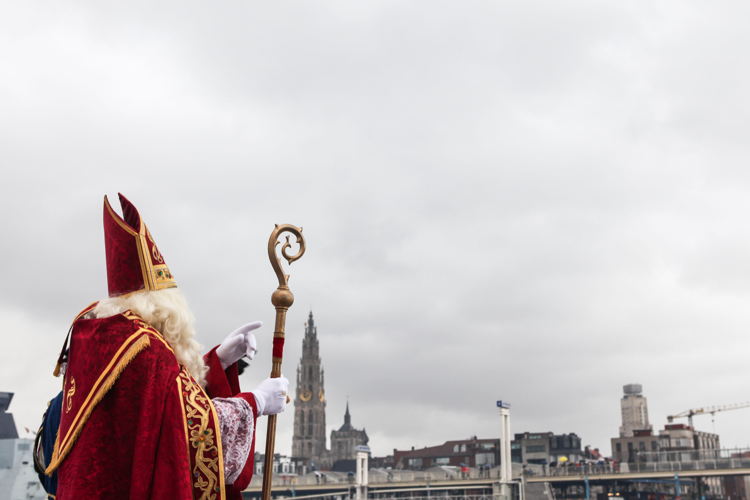 Intrede Sint 2015 - (c) VRT GVH