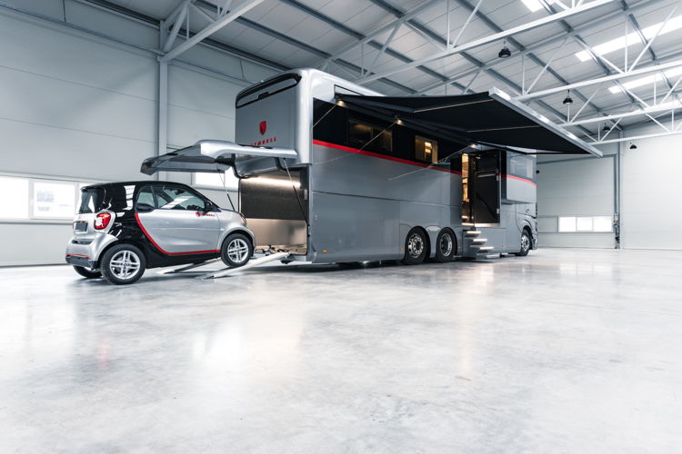 Dembell_motorhomes_exterior_smallgaragemodel_designbyUstoryStudio_photoby_PeterMosoni_16
