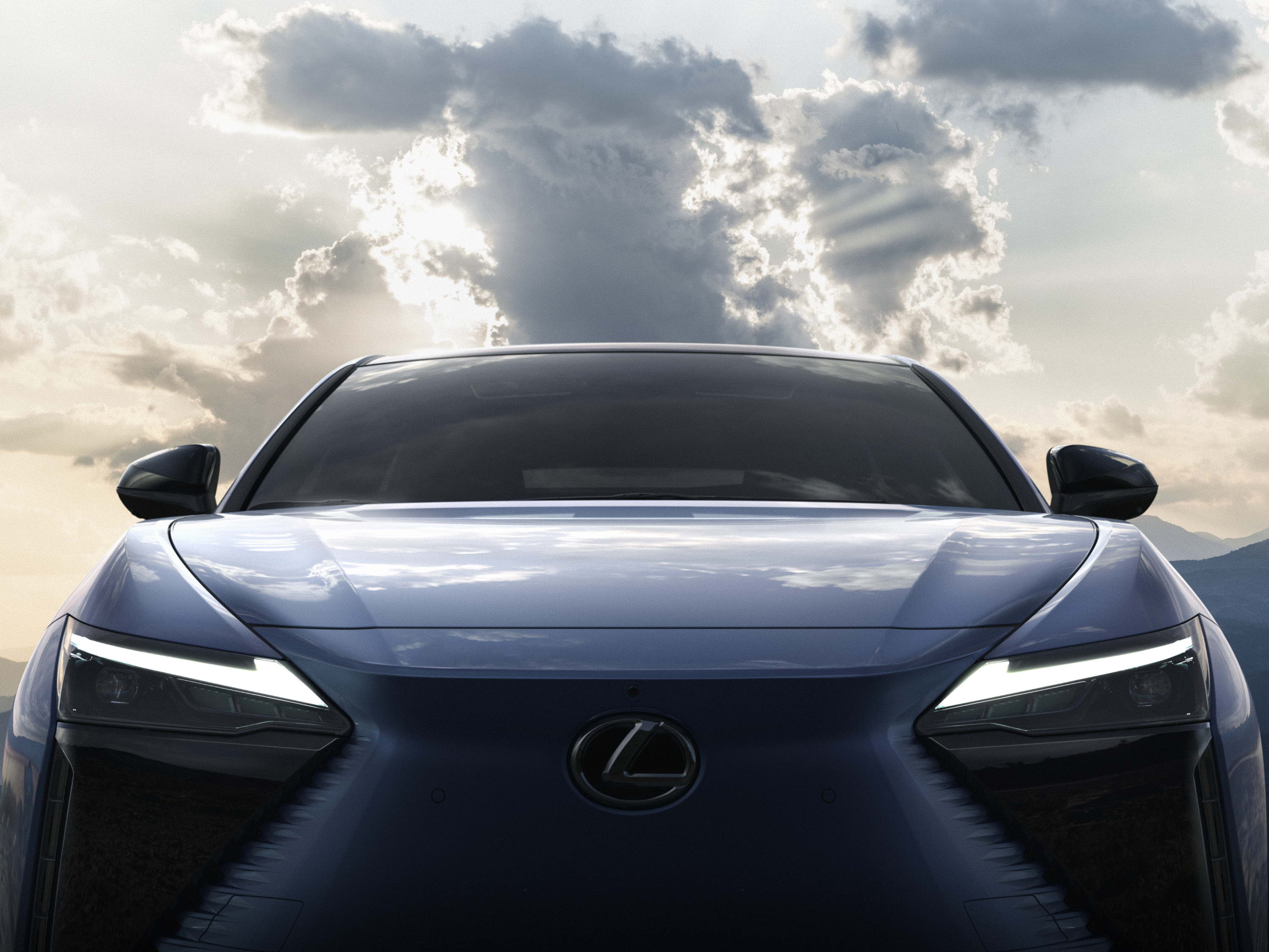 Nieuwe volledig elektrische Lexus RZ 450e wordt binnenkort onthuld