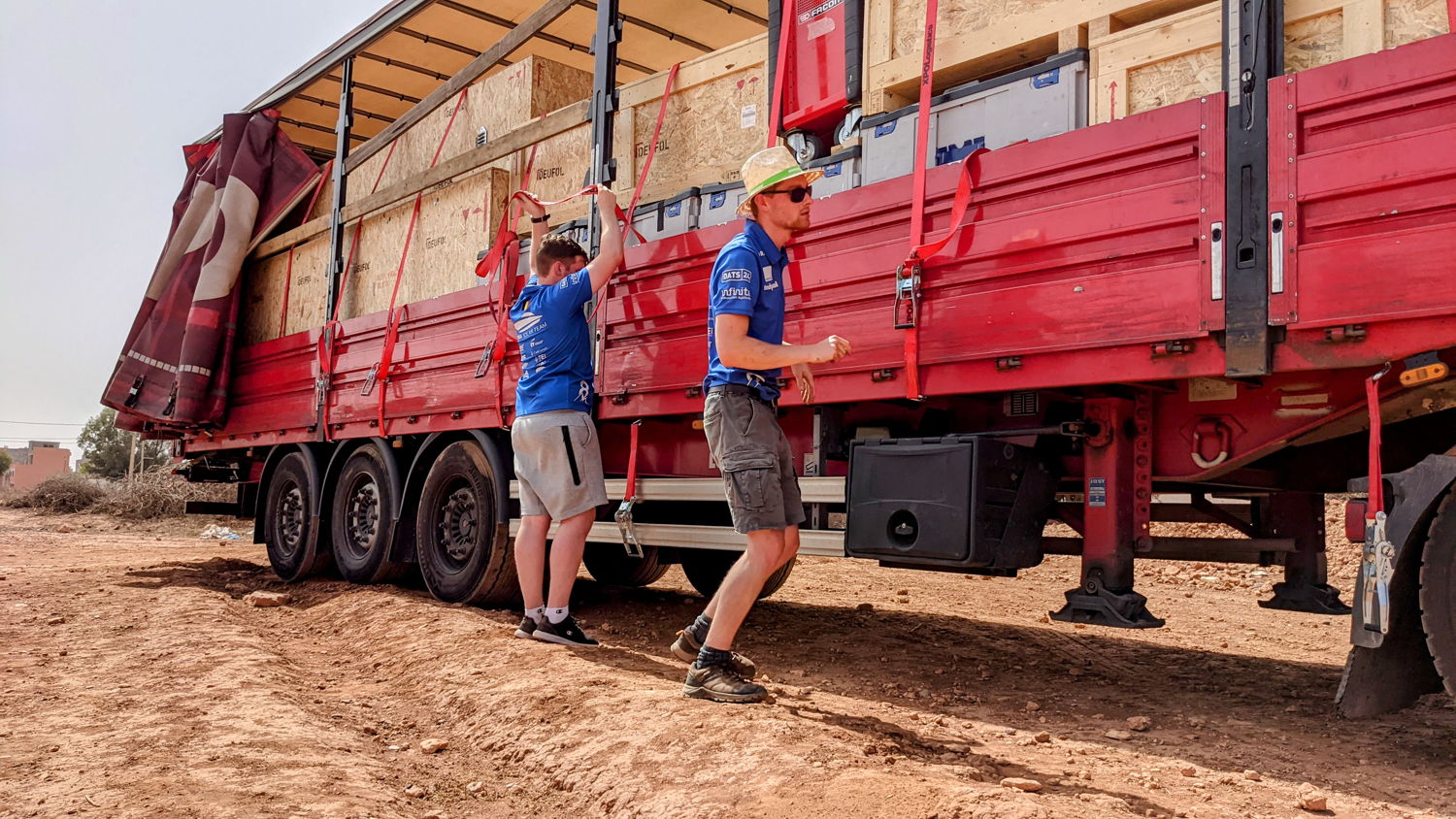 Uitladen van de truck