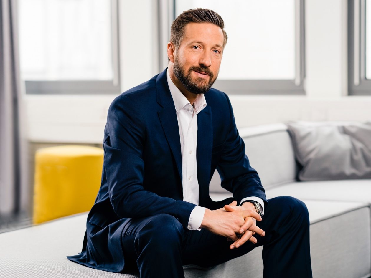 EV’s opladen wordt gemakkelijker met nieuw laadconcept van smart en partners