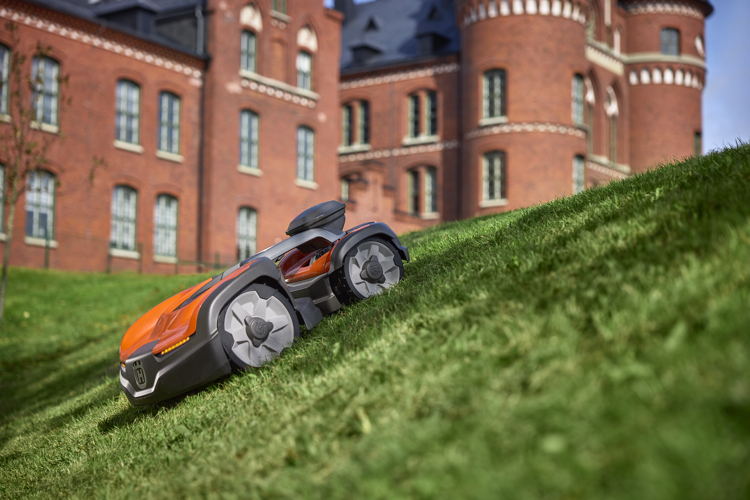 ©Husqvarna Automower 535 AWD EPOS