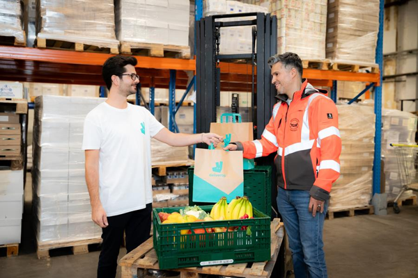 Deliveroo en de Belgische Voedselbanken  strijden samen tegen voedselarmoede  