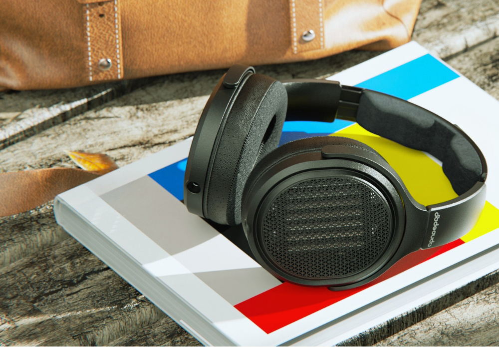 FiiO launch two Jade Audio headphones and the FiiO BR15 Bluetooth Receiver