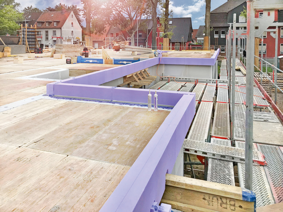 Isolerende bekisting JACKODUR® Maxi - nieuwe randbekisting voor een uitzonderlijke isolatie van betonvloeren