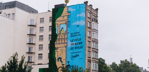 Swapfiets verklaart liefde aan Brussel via muurschildering: pleidooi voor meer leefbare steden