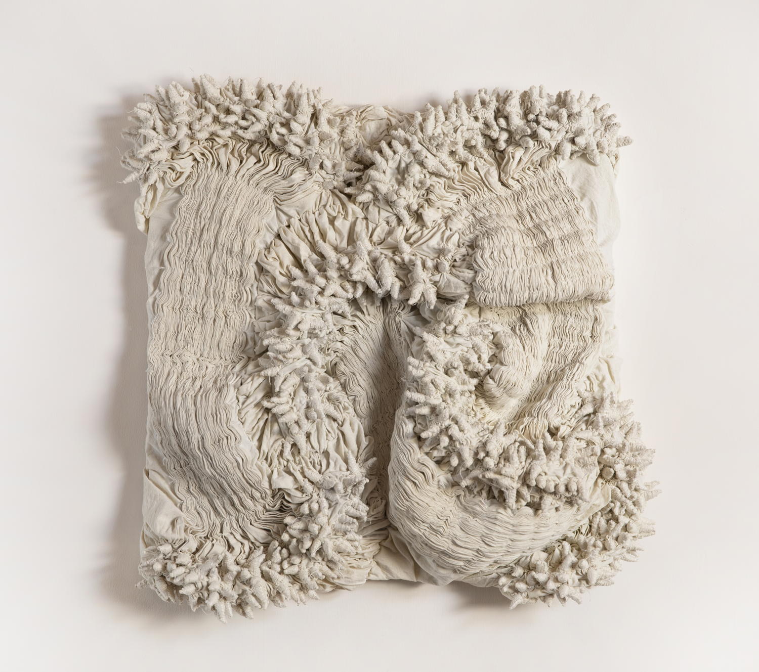 She's spindrift no I, 2022 by Lin Fanglu at Sarah Myerscough Gallery. Image courtesy of Sarah Myerscough Gallery