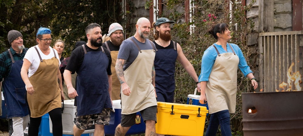 Cooks on Fire: Battle of the Barbecues (12x60')