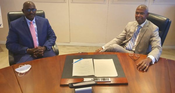 CPSO Chairman Mr Gervase Warner (r) and Head of the CPSO Secretariat Dr. Patrick Antoine during Thursday’s ceremony.