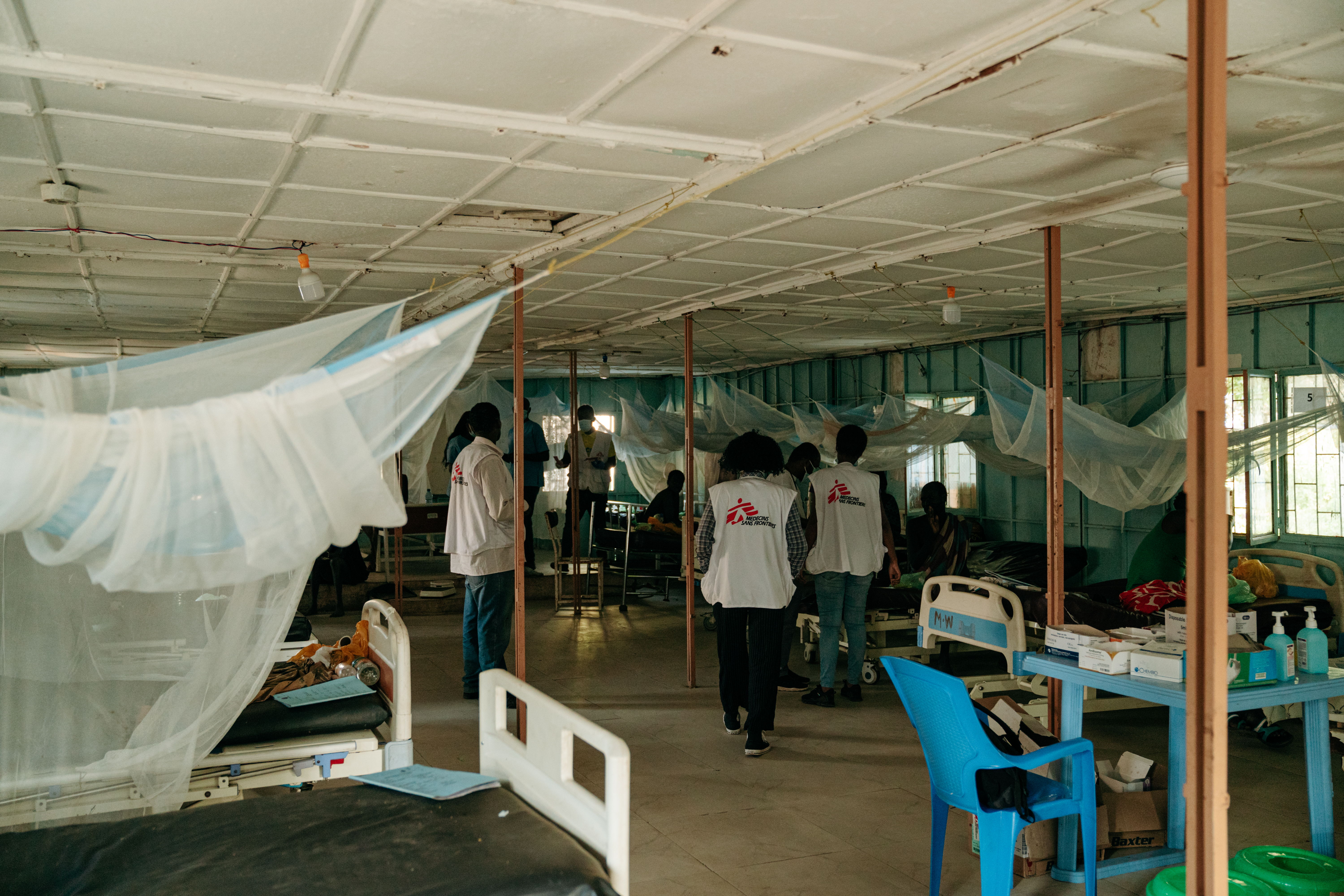 The ward that MSF manages at theJinka hospital.