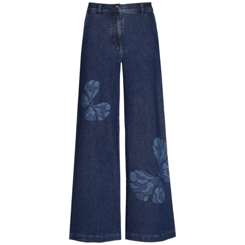 Caroline Biss_180EUR