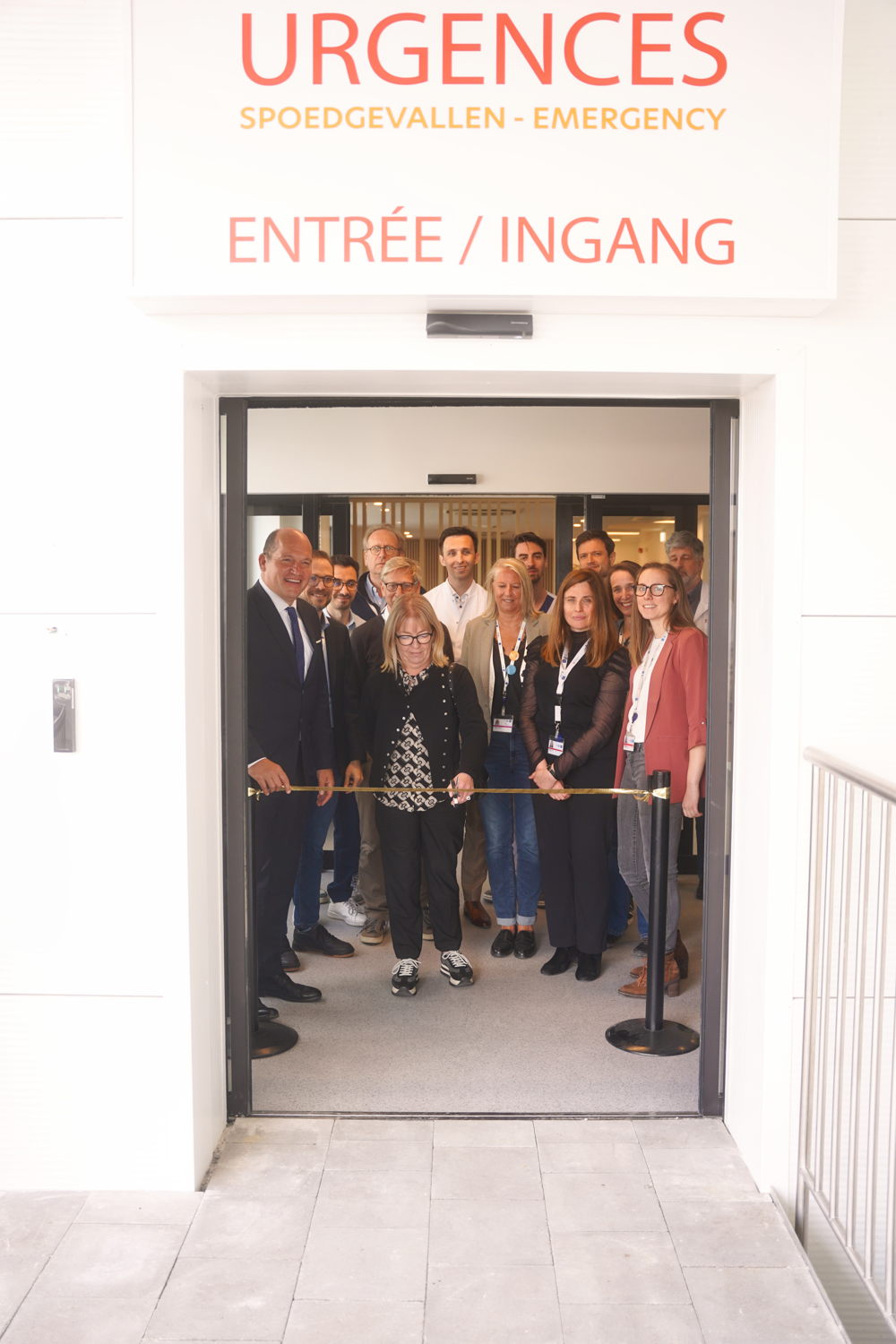 Het lint doorknippen 