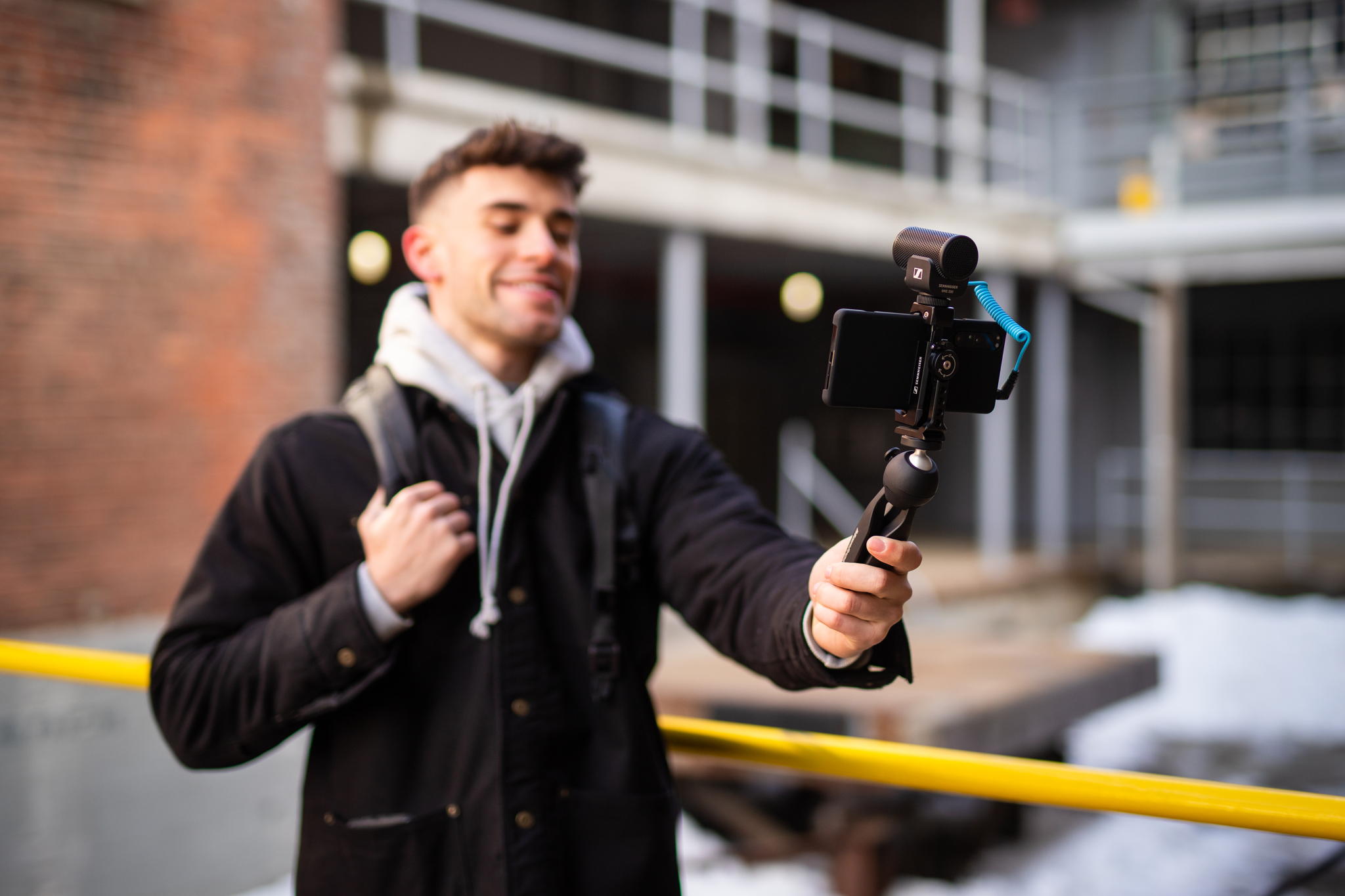 Un studio de Vlogging portable ​
grâce au MKE 400 Mobile Kit