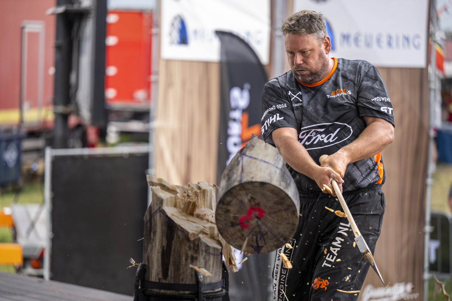 Rik Van Drielen Standing Block Chop