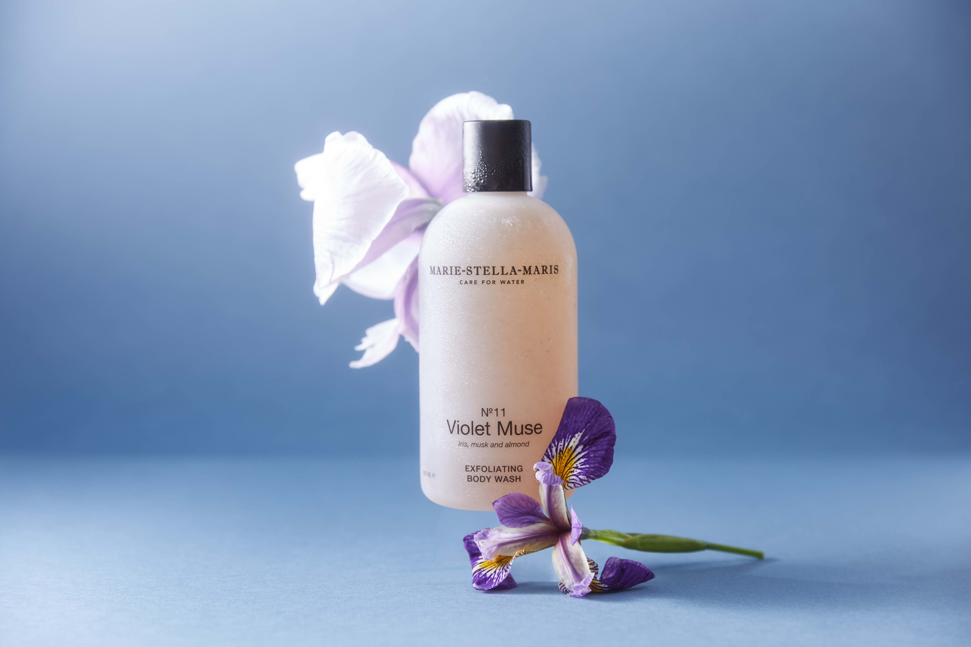 Marie-Stella-Maris lanceert No.11 Violet Muse Exfoliating Body Wash 