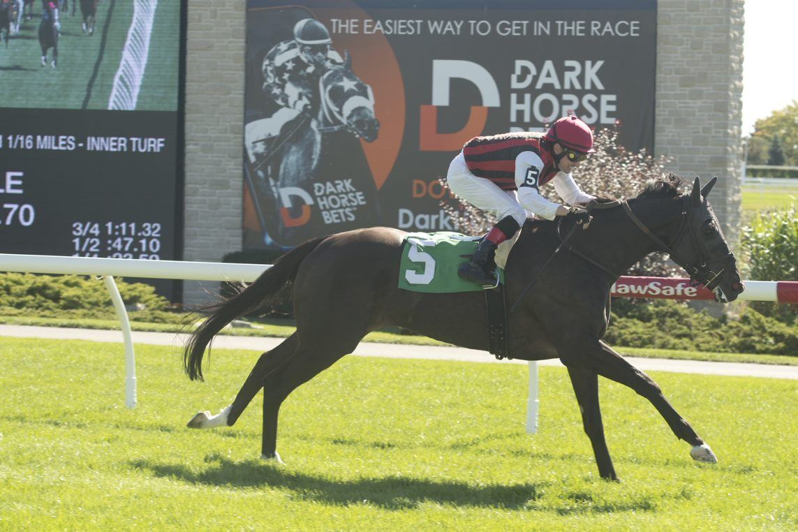 David Moran riding Silent Farewell to victory on October 2, 2022 to give trainer Mike Keogh his final winner. (Michael Burns photo)