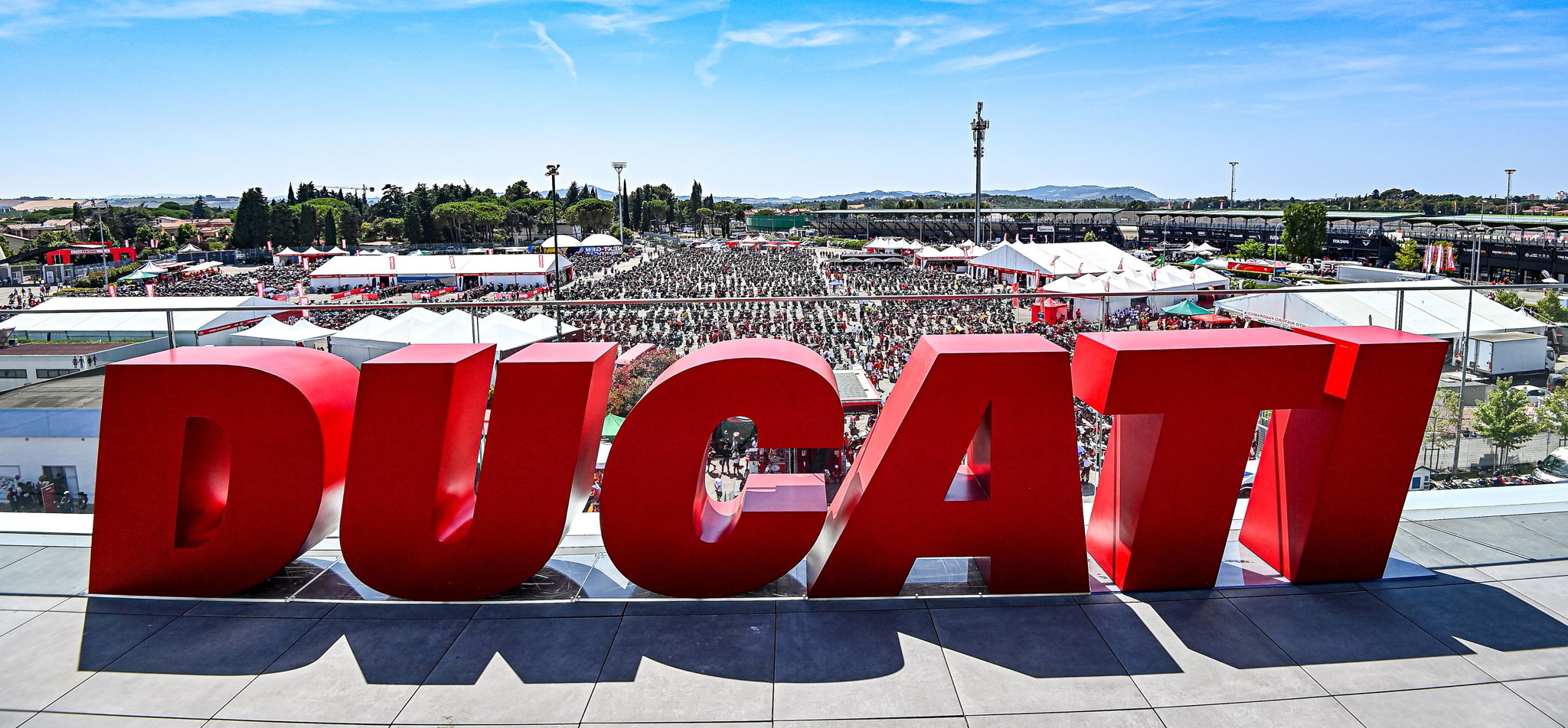 RCA Newsroom x Ducati: RP et puissance