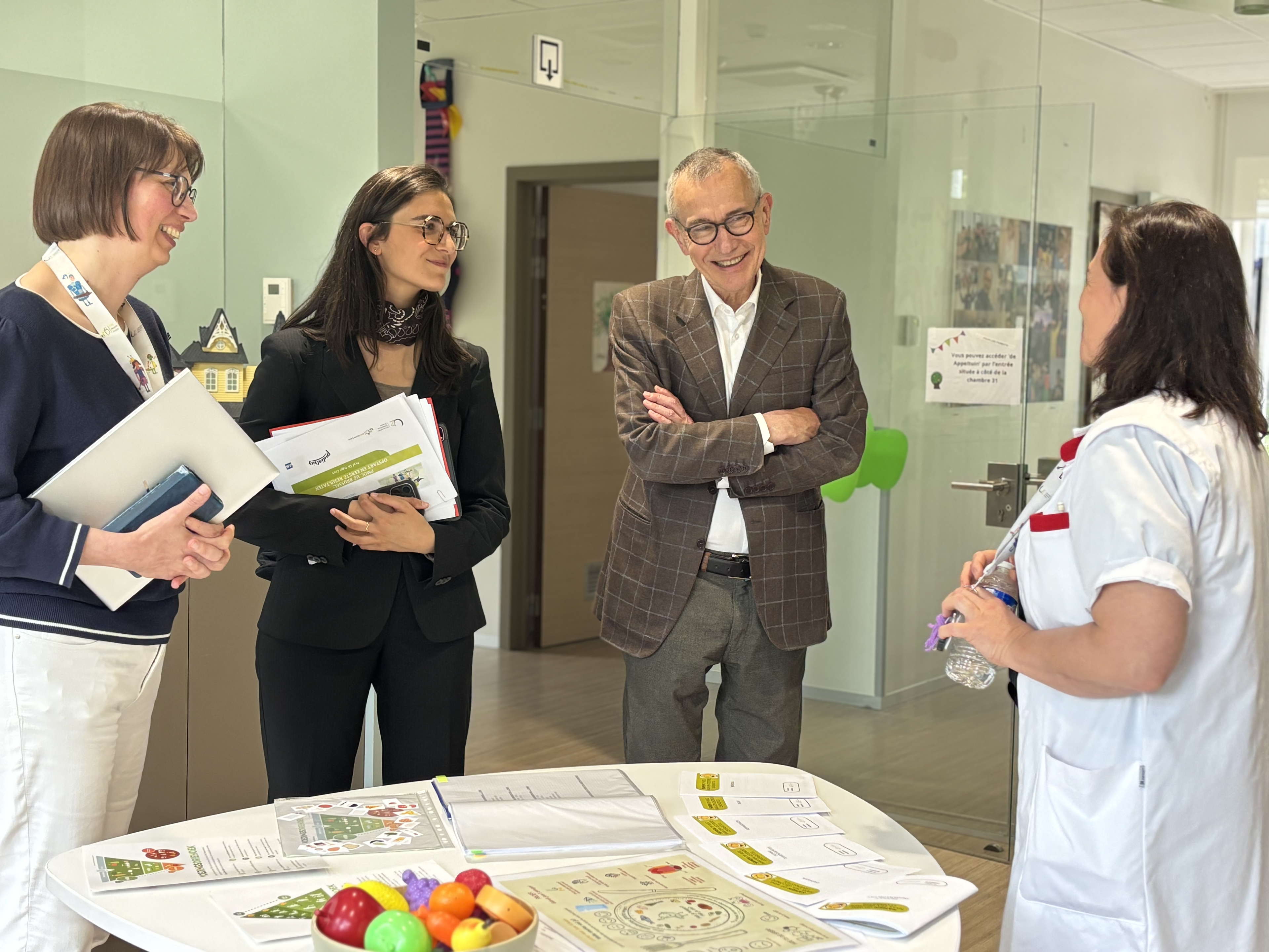 Le Ministre Vandenbroucke visite le Centre pédiatrique de l’obésité de l’UZ Brussel