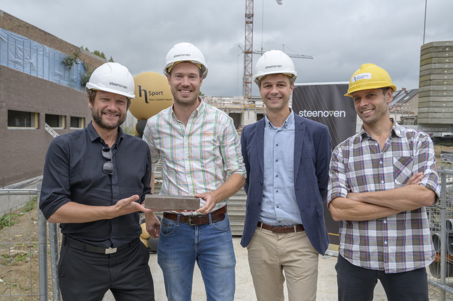 Xavier Callens (B2Ai), Steven Langenaken (Steenoven), Louis Vercaemst (Steenoven), Joris De Backer (deskundige patrimonium SLH)
