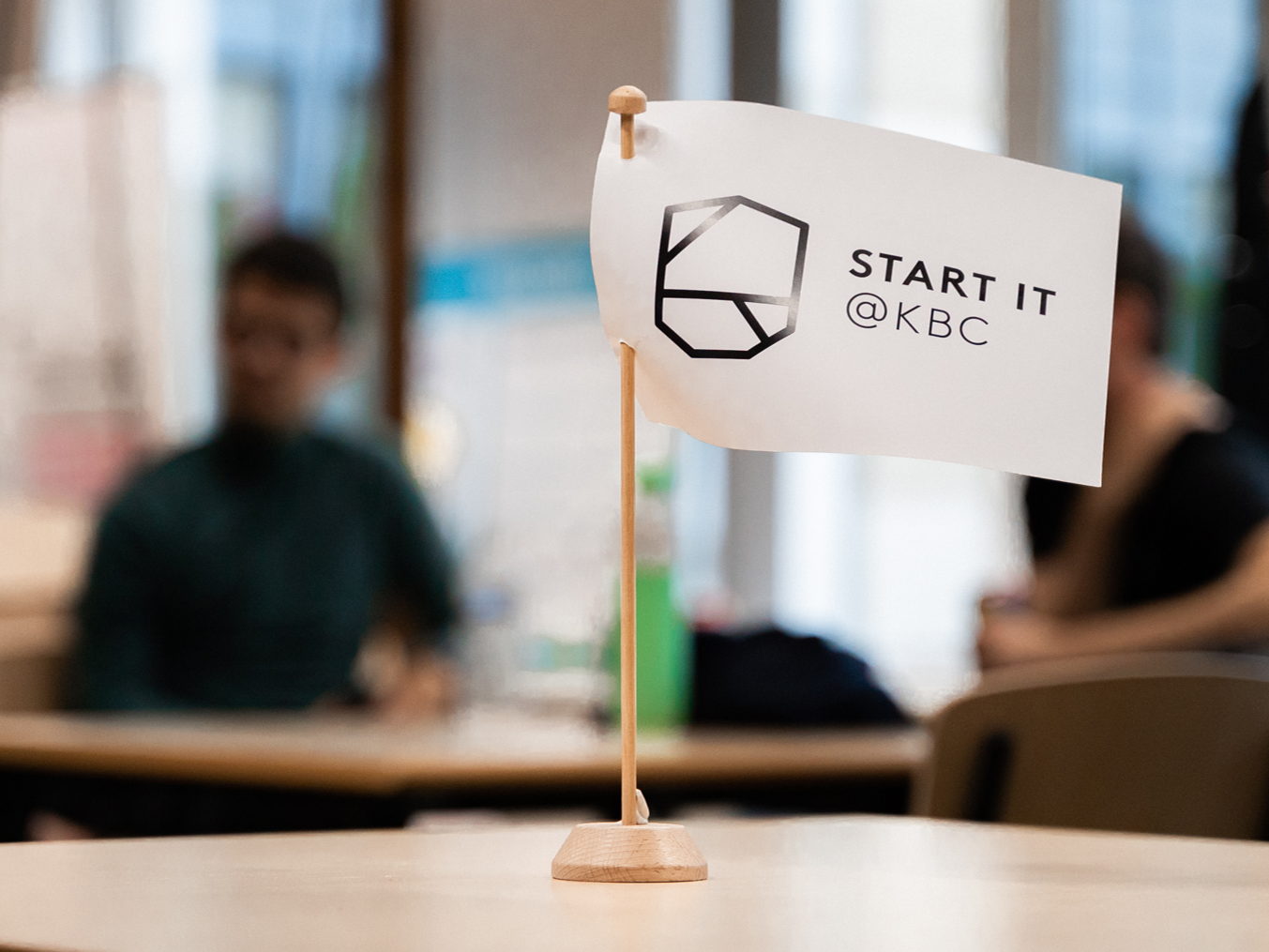 Start it @KBC bereikt mijlpaal van 1 miljard euro aan opgehaald kapitaal 