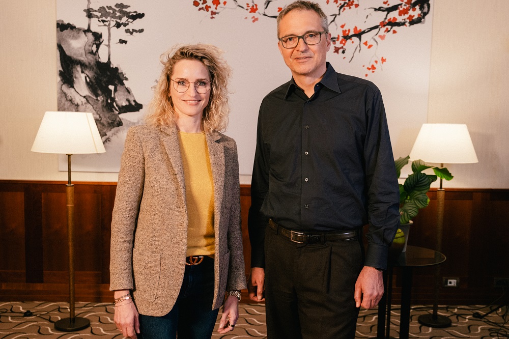 ber-uns-hugendubel-buchvertrieb