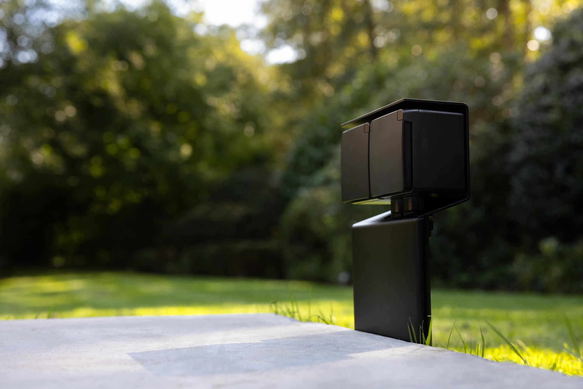 Niko présente la borne de jardin Niko Hydro « essential » 