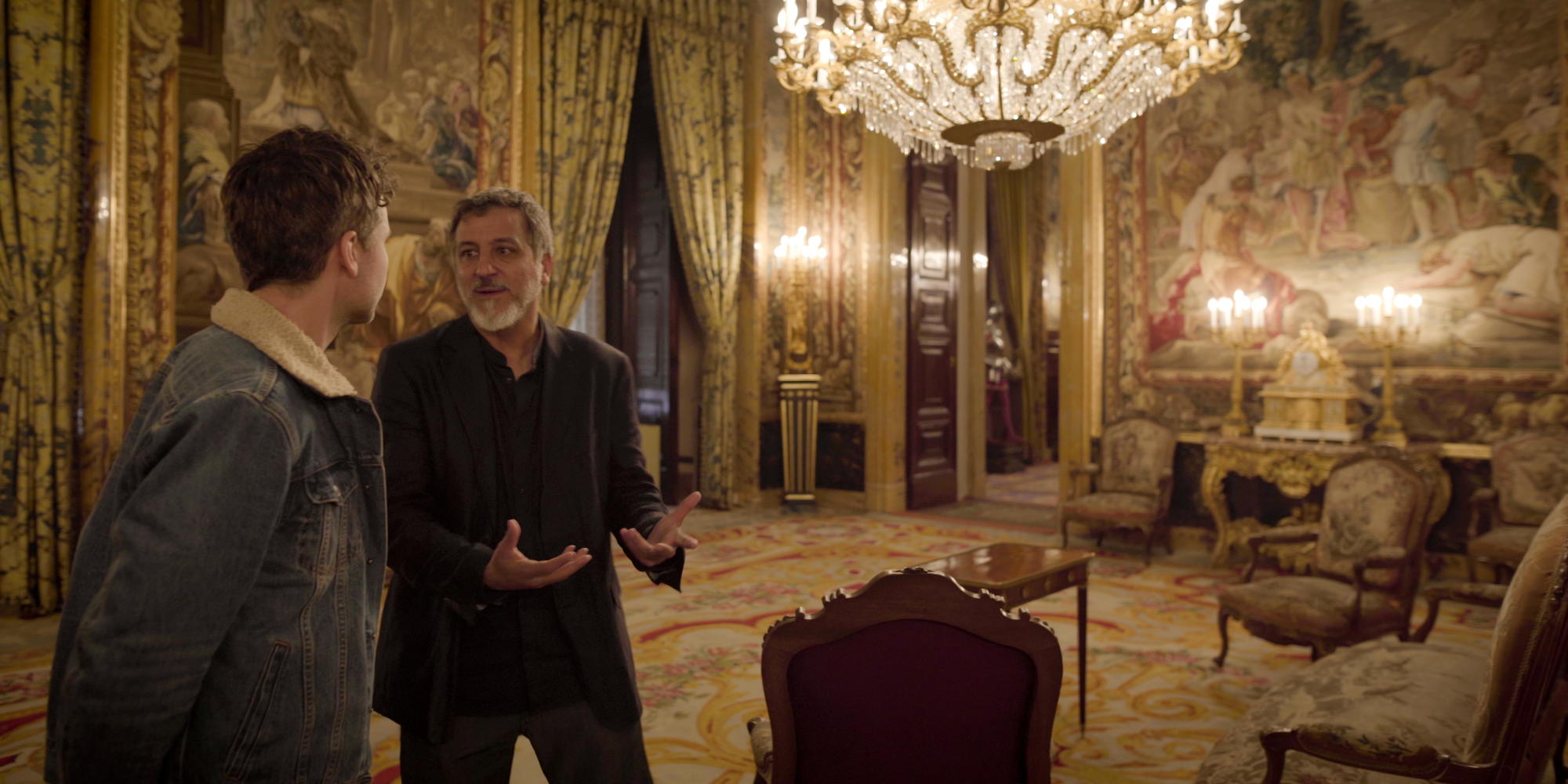 Thomas in het Palacio Real in Madrid - (c) VRT / Sylvester