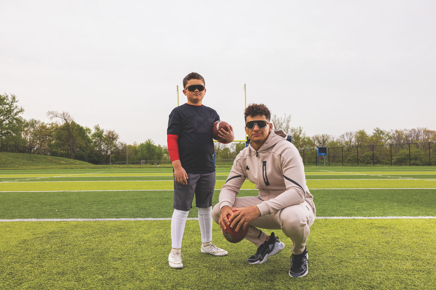 OAKLEY x PATRICK MAHOMES CAMPAIGN IMAGE (4)