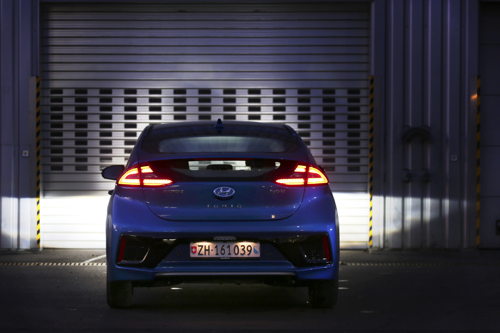 Hyundai IONIQ Hybrid