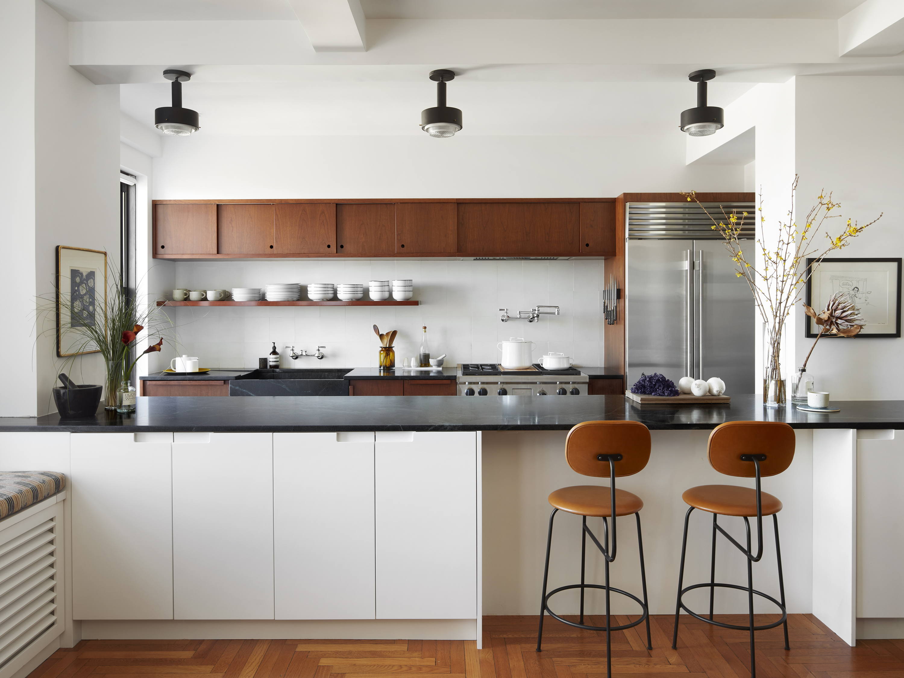 Frederick Tang Architecture Transforms Historic Apartment Overlooking The Brooklyn Museum