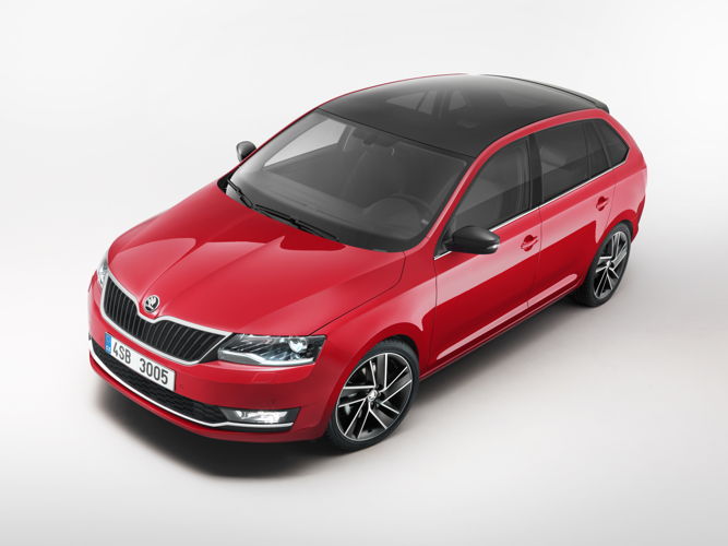 In Geneva, the ŠKODA RAPID SPACEBACK is on show in the particularly sporty Monte Carlo version. Numerous black design elements identify the 4,303-mm-long compact car as an athlete at first glance. Looking at the car’s rear, the longer rear window is most eye-catching.