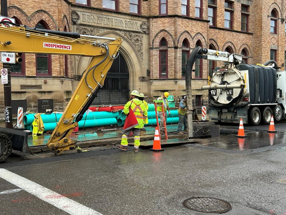 Crews recently resumed construction activities at Fifth Avenue and University Place Crews recently resumed construction activities at Fifth Avenue and University Place