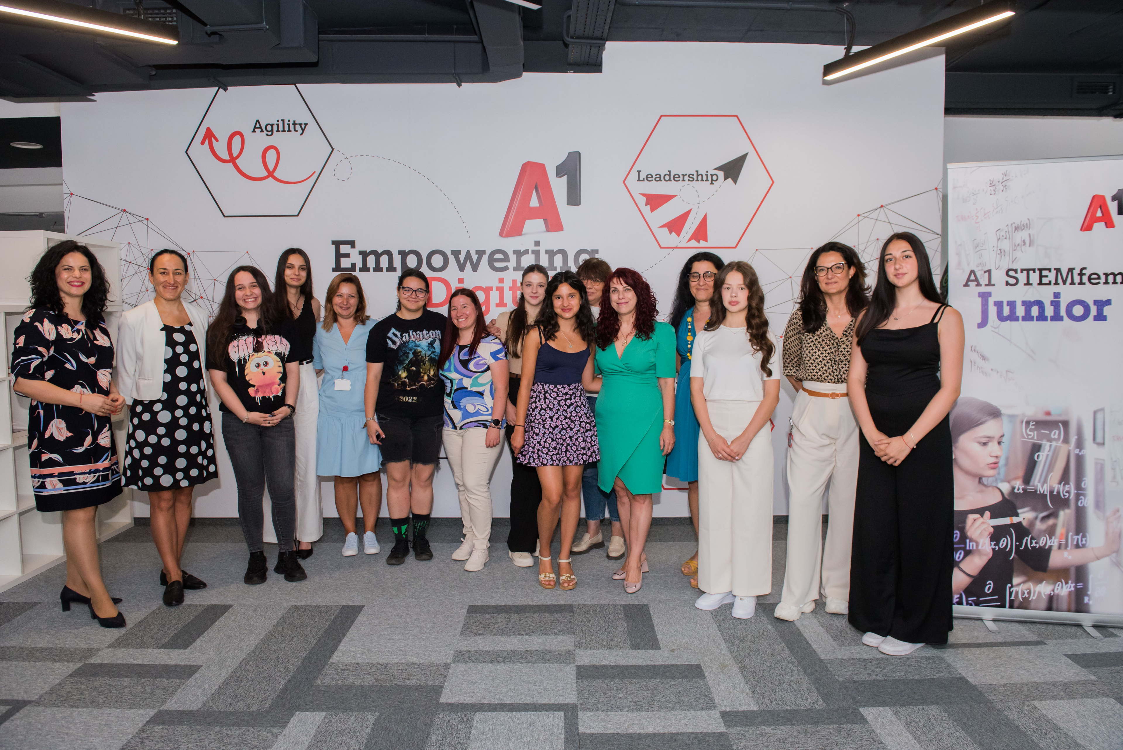 Официално започна менторската програма STEMfem Junior на A1