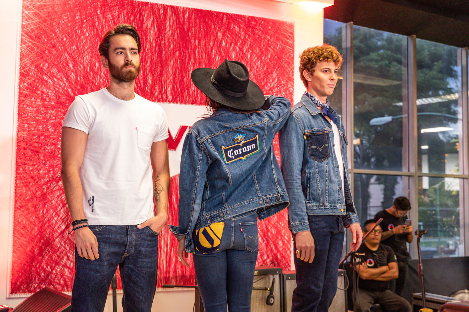 Pantalones Levi's, Los Silla, dos generaciones tras los vaqueros