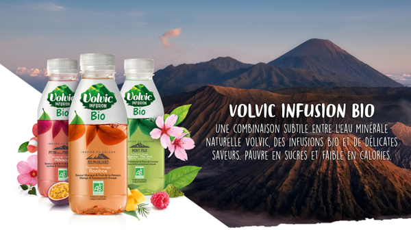 Avec sa nouvelle gamme Volvic® Infusion Bio, Danone Waters Benelux propose des boissons aromatisées bio, pauvres en sucres et faibles en calories.