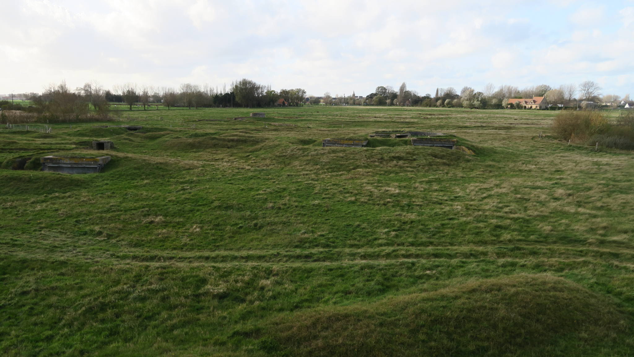 Zicht op bunkersite vanop het platform