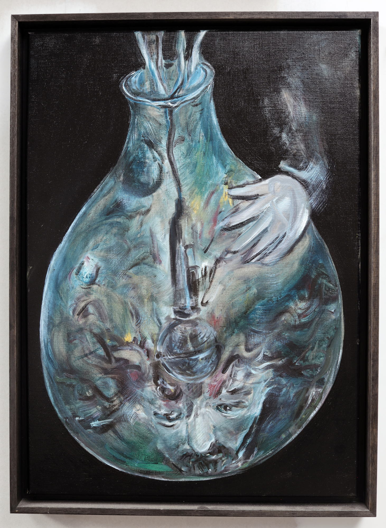 Joris VAN DE MOORTEL Hoofd op fles getrokken met microfoon , 2023 Huile sur lin et cadre en bois de l’artiste Oil on linen and artist’s wooden frame 69,5 x 49,5 cm