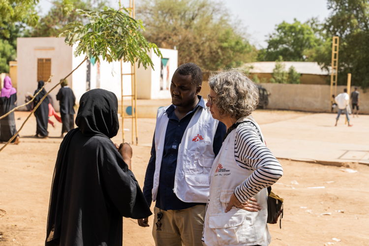 MSF mobile clinic setup includes a pharmacy, a lab, and a room to treat patients. Copyright - Ala Kheir