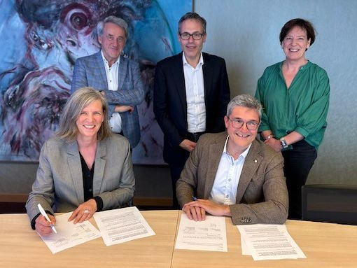 UZ GENT EN AZ SINT-LUCAS RICHTEN ASSOCIATIE OP VOOR DIENSTEN RADIOTHERAPIE-ONCOLOGIE