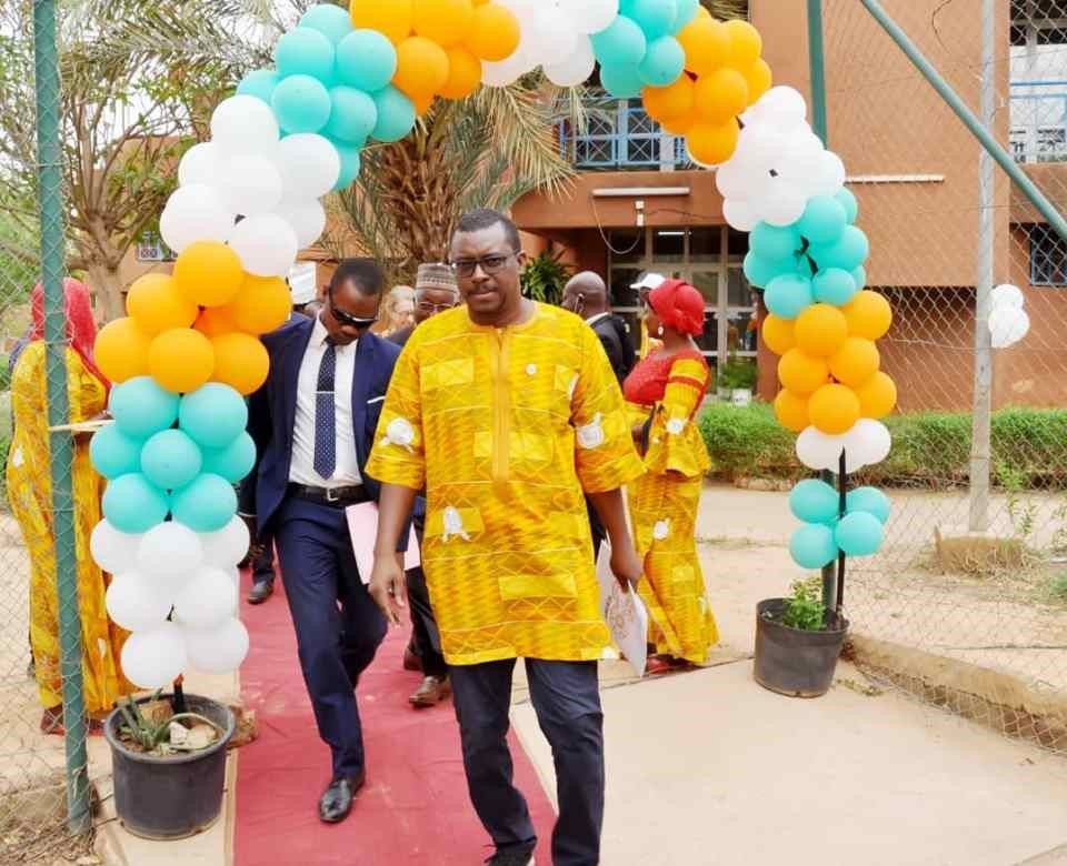 Dr ​ Malick Ba, représentant de l'ICRISAT au Niger, lors des célébrations du cinquantième anniversaire. Photo. ICRISAT.