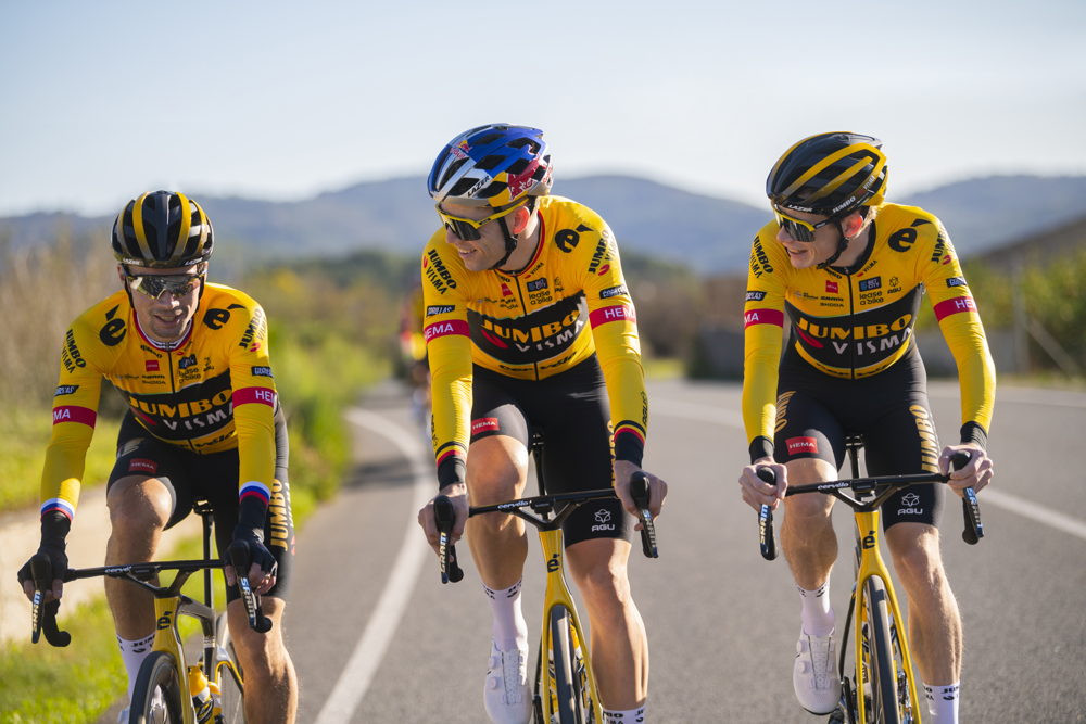 OAKLEY PARIS-ROUBAIX CAMPAIGN IMAGE (2)