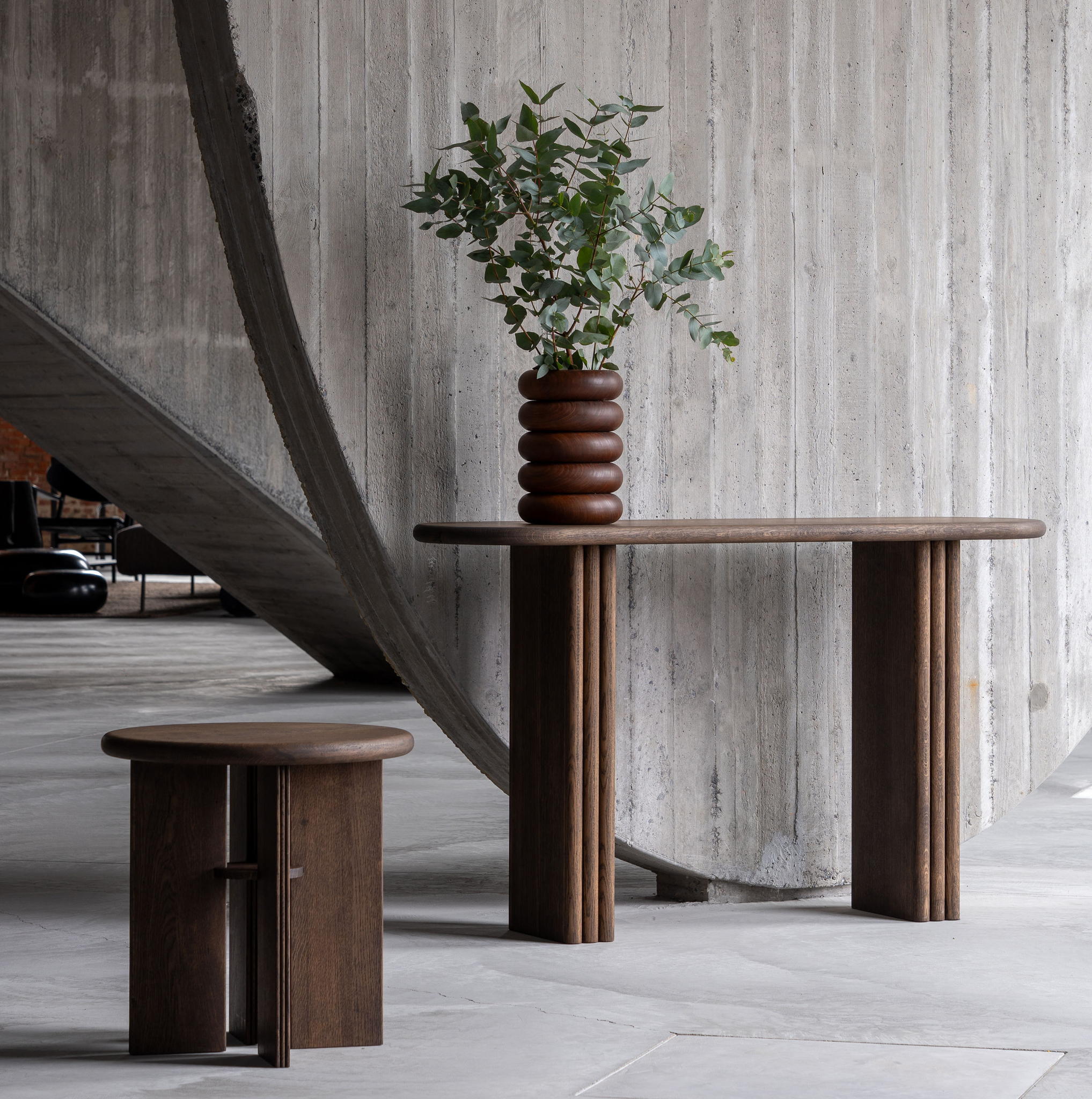 Atelier Collón brengt tijdloze compositie in massief hout  