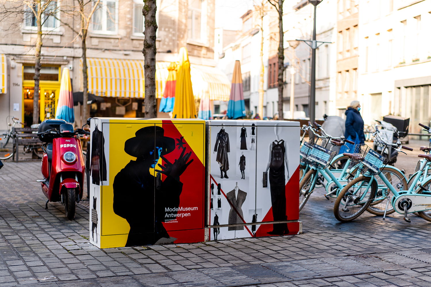 Utility boxes in Nationalestraat, (c) Photo: Ian Segal