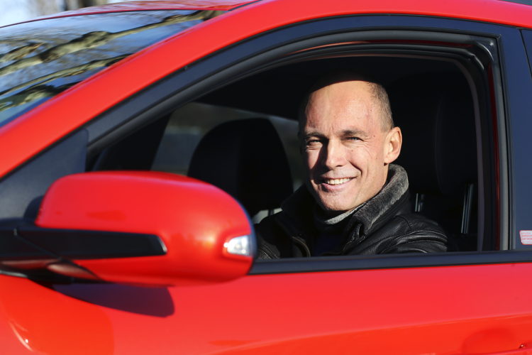 Bertrand Piccard & Hyundai KONA electric