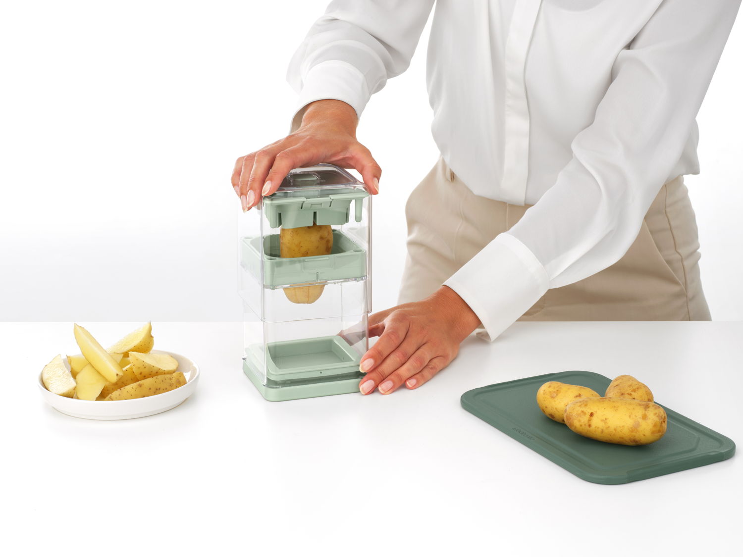 Tasty+ Potato Cutter - Jade Green - 8710755145421 Brabantia_6_NR-40978