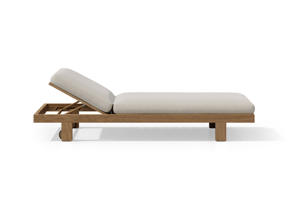 Tribù_2024_PURE_PURE_Lounger_wheels_with cushions_shadow_€2250
