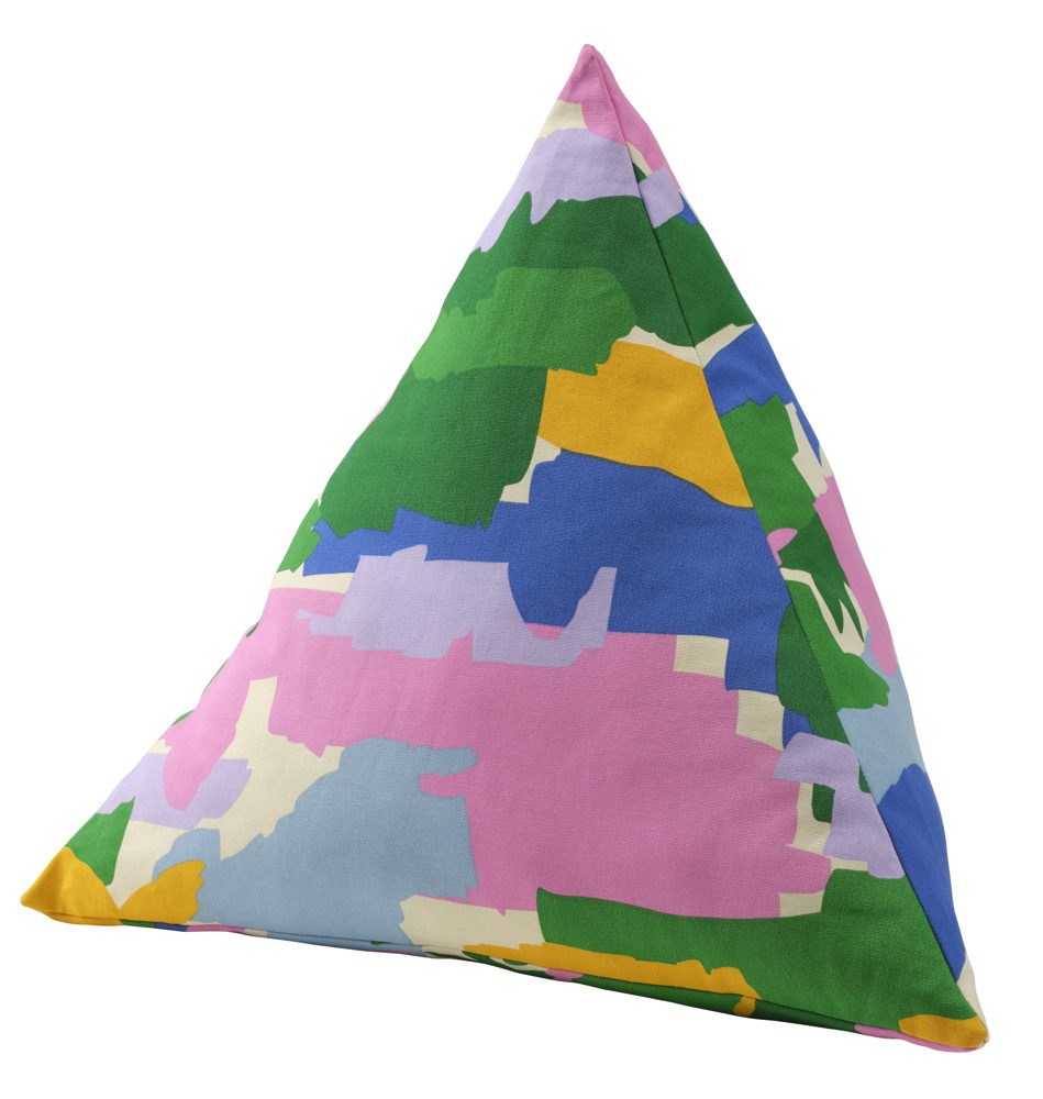 IKEA_Back to school 23_KLUggMAL cushion_€19,99_PE888754 IKEA_Back to school 23_KLUggMAL cushion_€19,99_PE888754