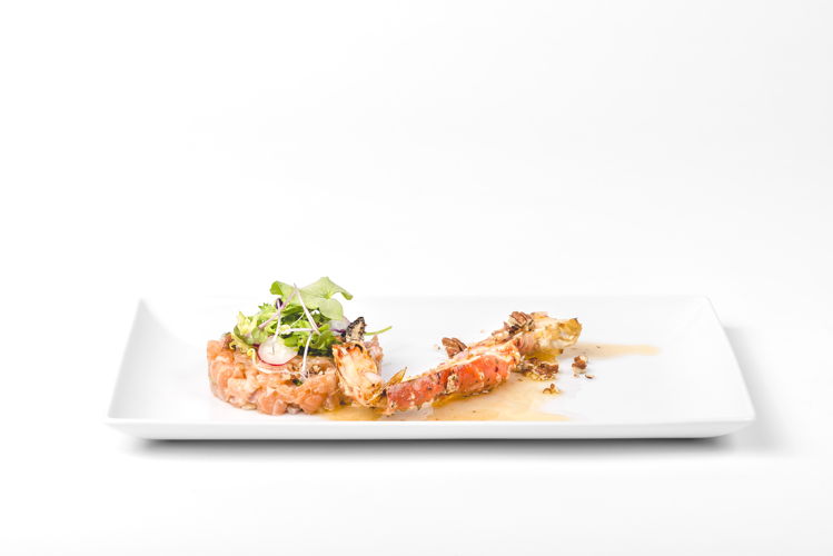 Leffe Royale Cascade IPA &
tartare de saumon au crabe royal et vinaigrette orientale