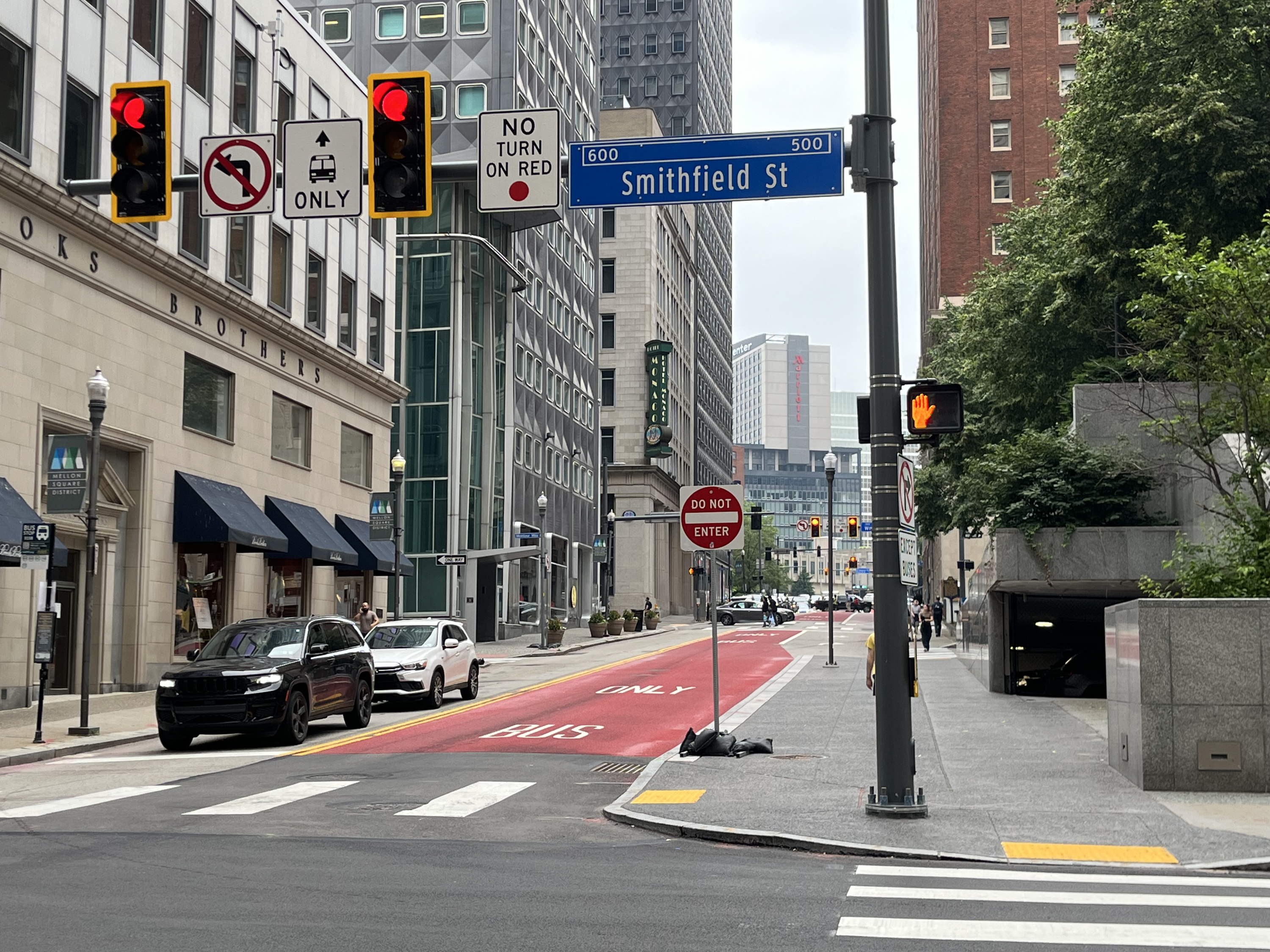 Enforcement of Downtown Bus Lanes to Begin Sunday